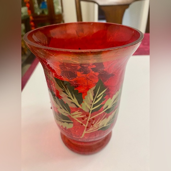 Vintage Red Crackle Glass Hurricane Vase Hand Painted Christmas Poinsettias 6” - Picture 6 of 12